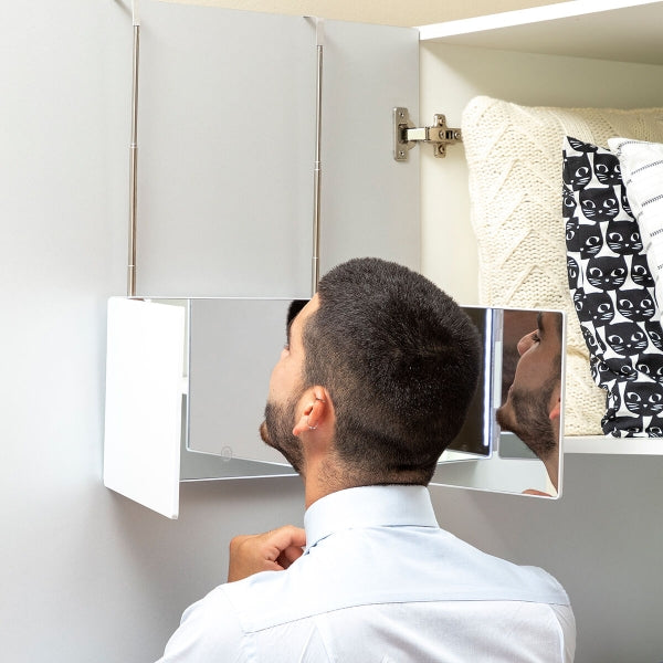Badezimmerspiegel mit LED-Licht und 360 ° -Sicht SelfKut
